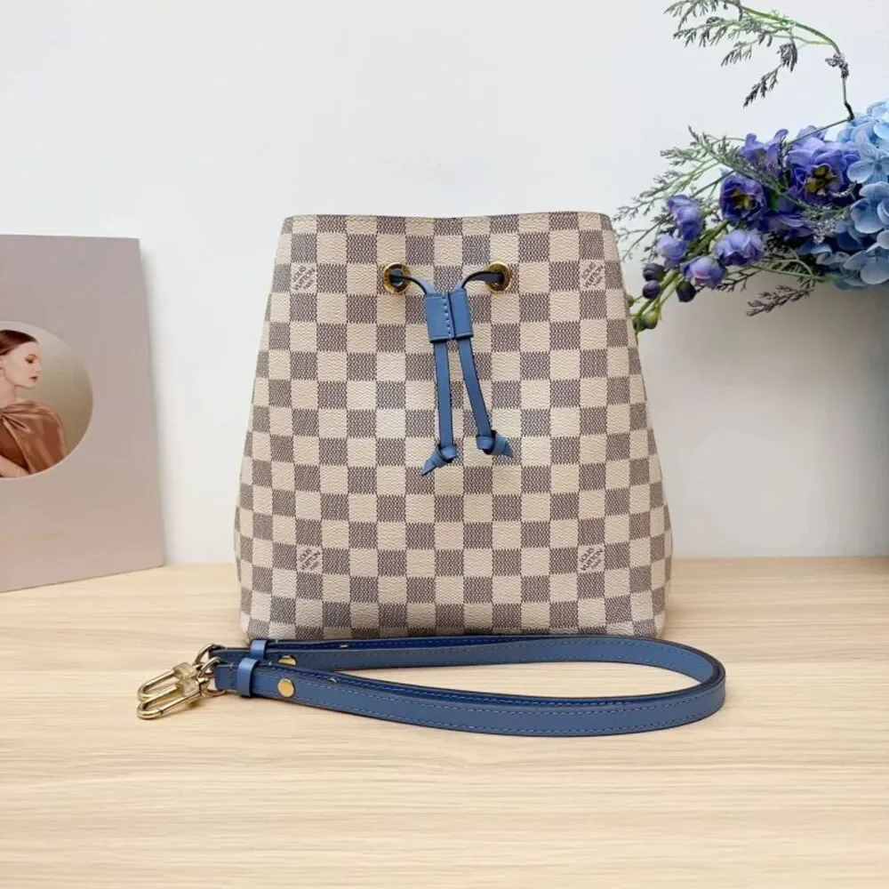 Louis Vuitton Women Pre-Loved Bag Very Good Condition